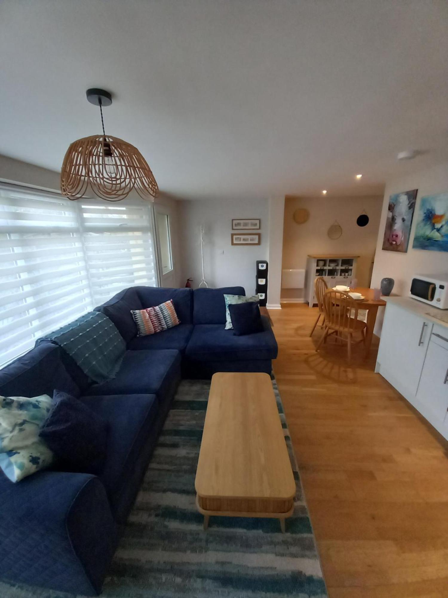 Laurel Apartment *